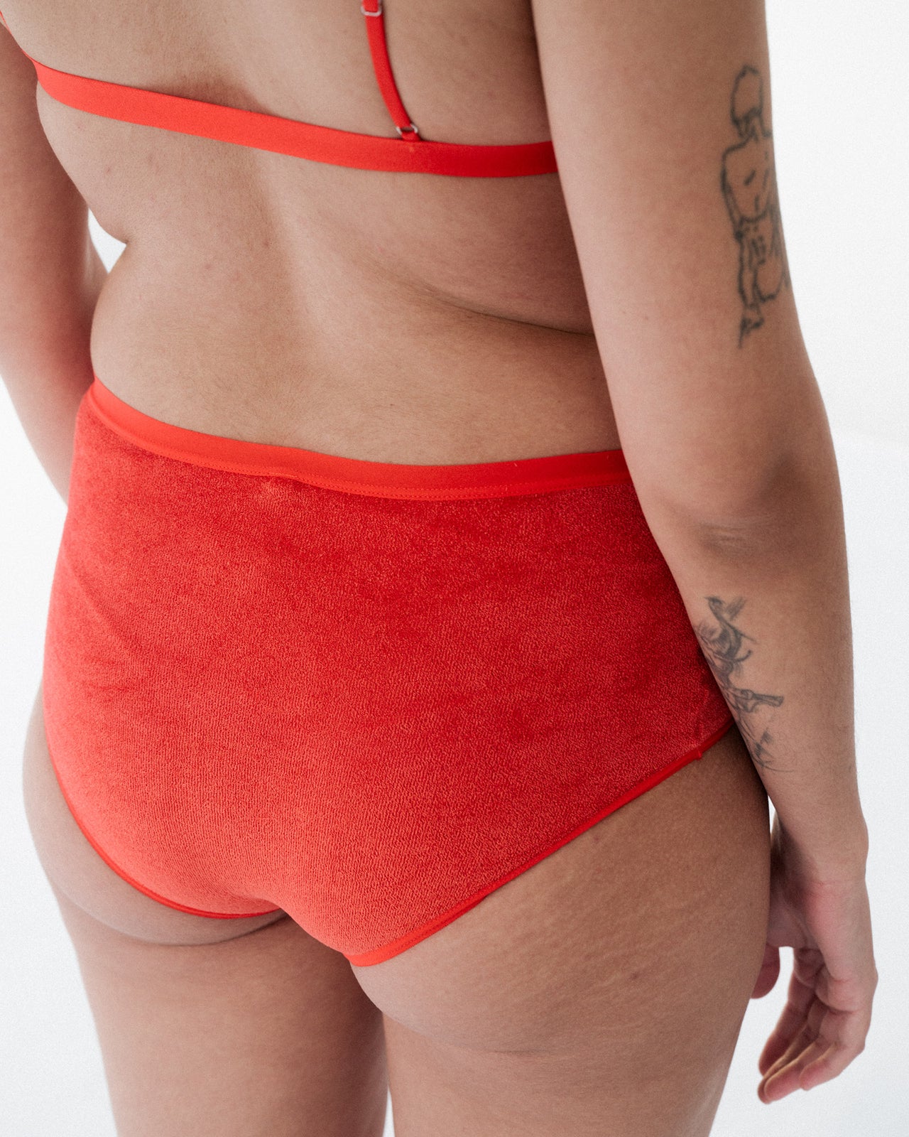 Highwaist Bell Pants - Ecovero Velour - Mino Red