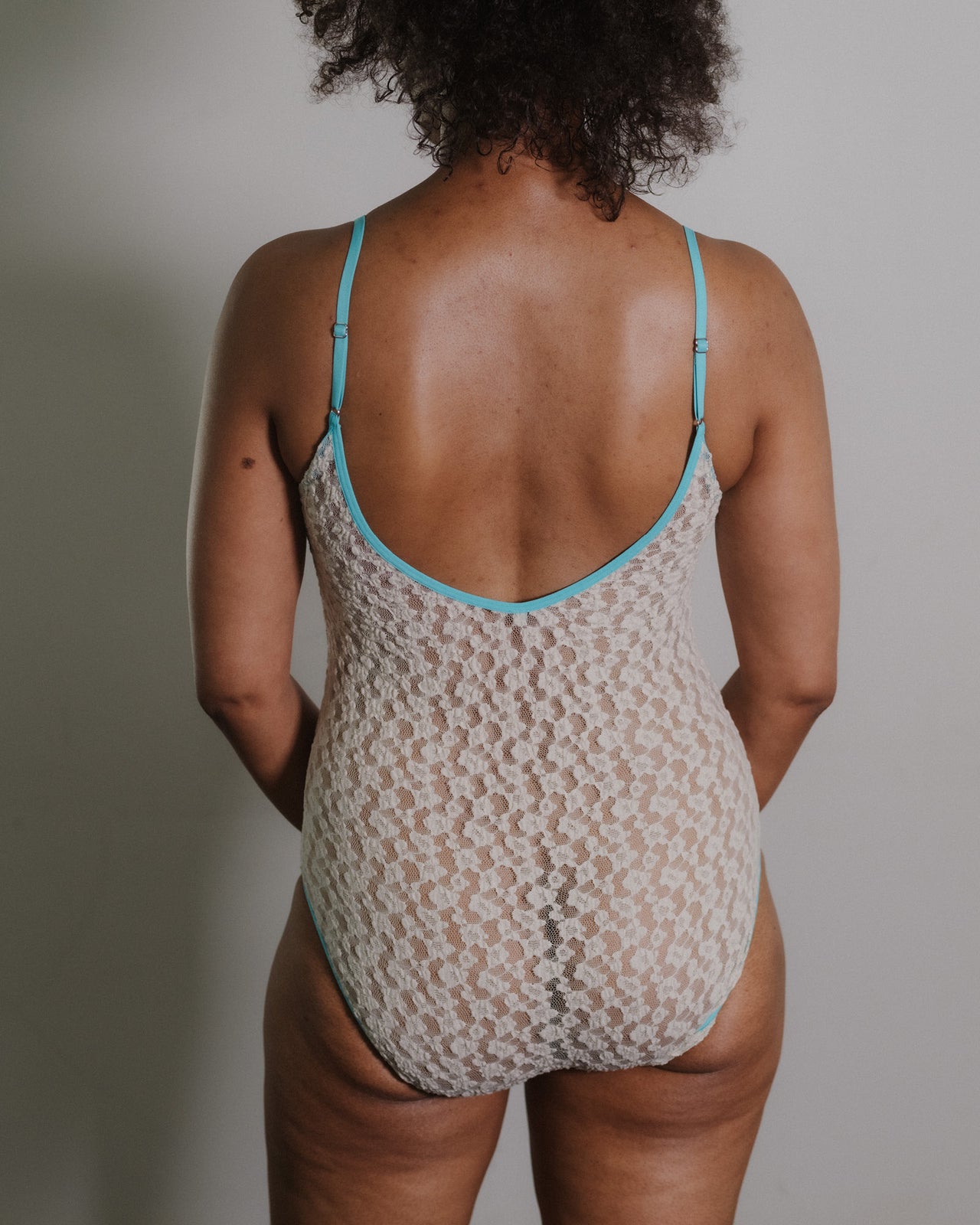 Musial Body - Organic Cotton Lace - Undyed / Turquoise