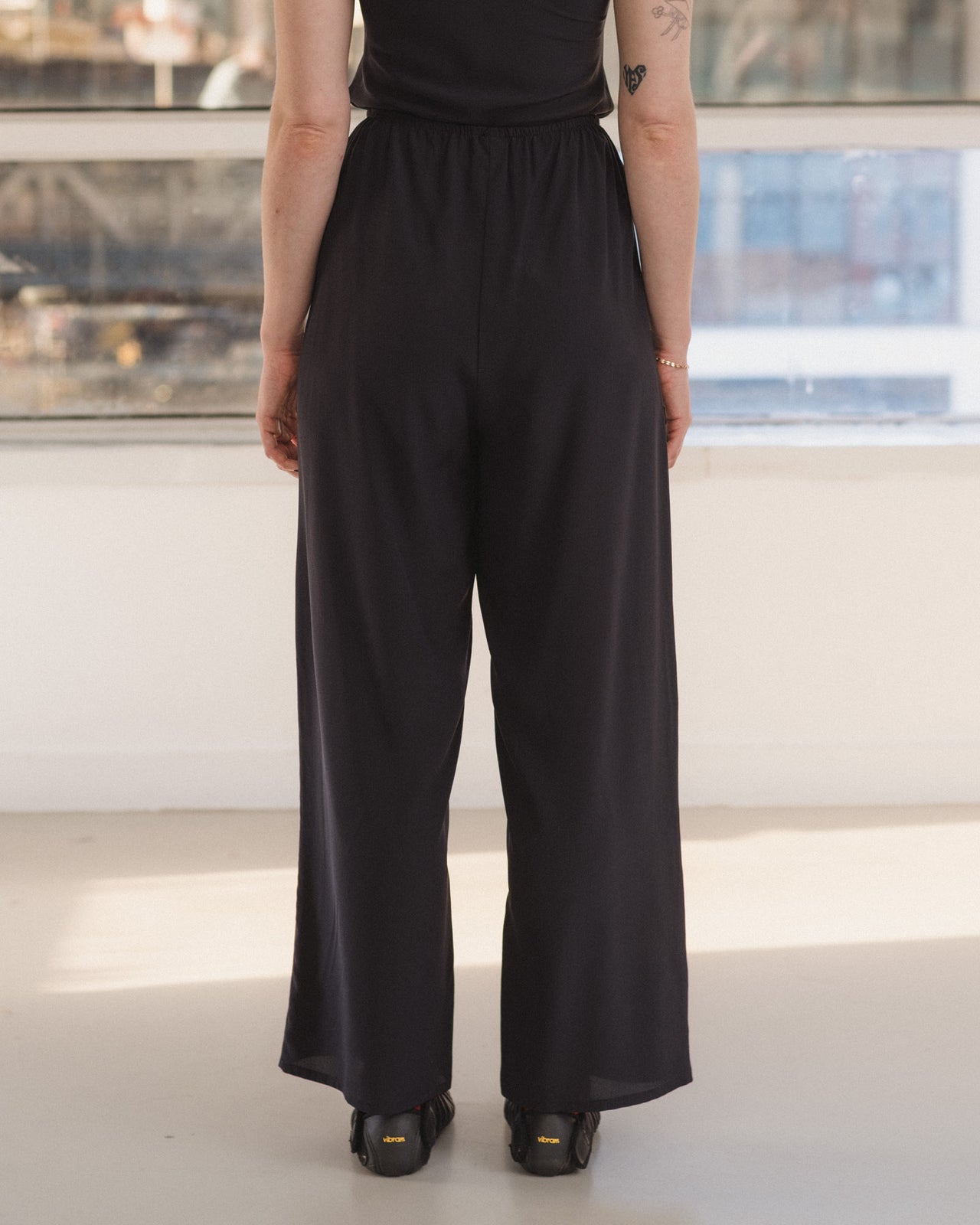 Stoa Pants - Silk Crepe - Black