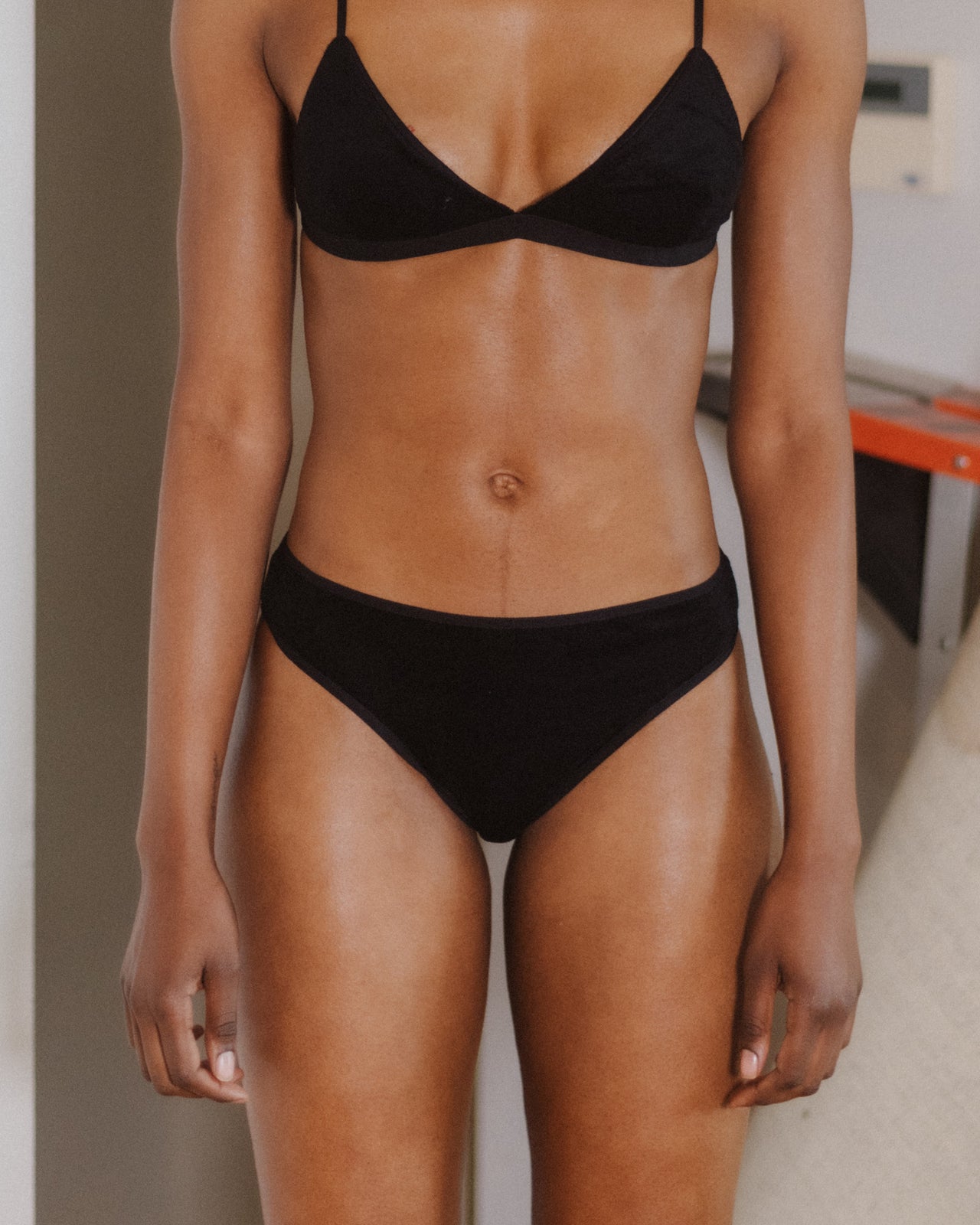 Bell Pants - Ecovero Velour - Black