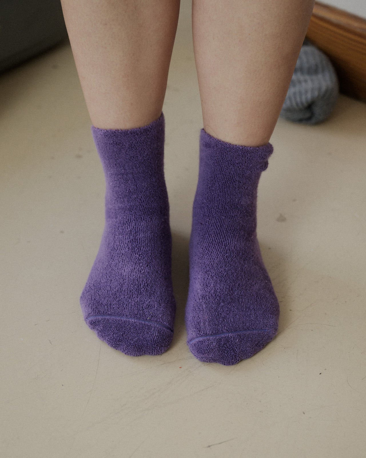 Buckle Overankle Socks - Textured Organic Cotton - Yu Purple