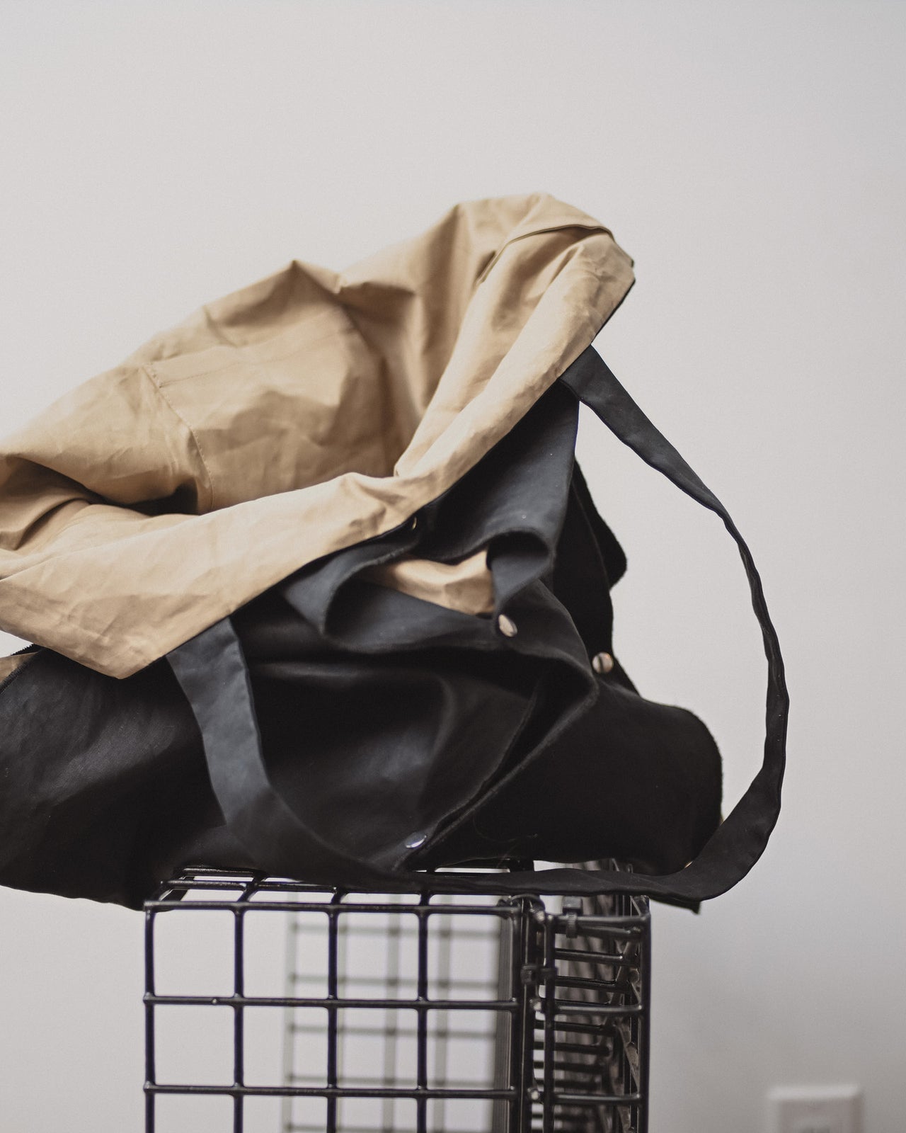 Clavo Bag - Technical Cotton - Black / Khaki