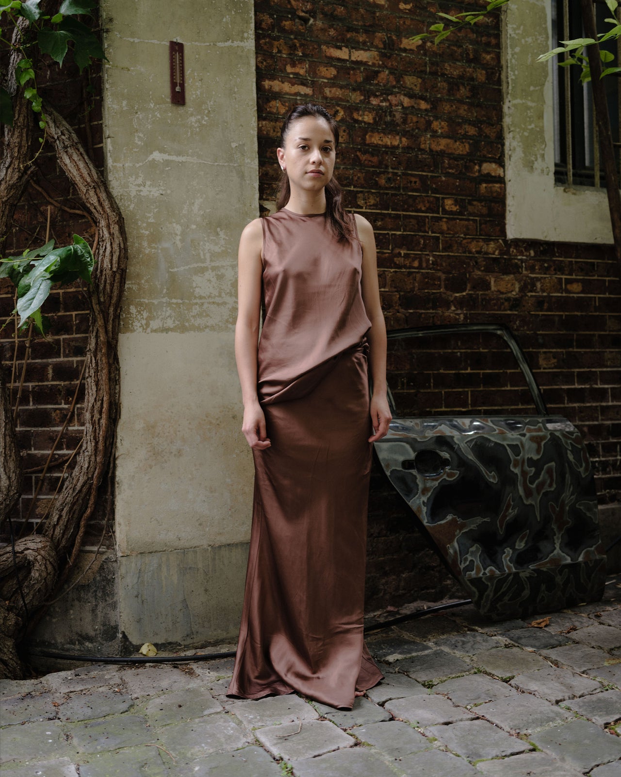 Dydine Fitted Skirt - Ecovero Satin - Dark Brown