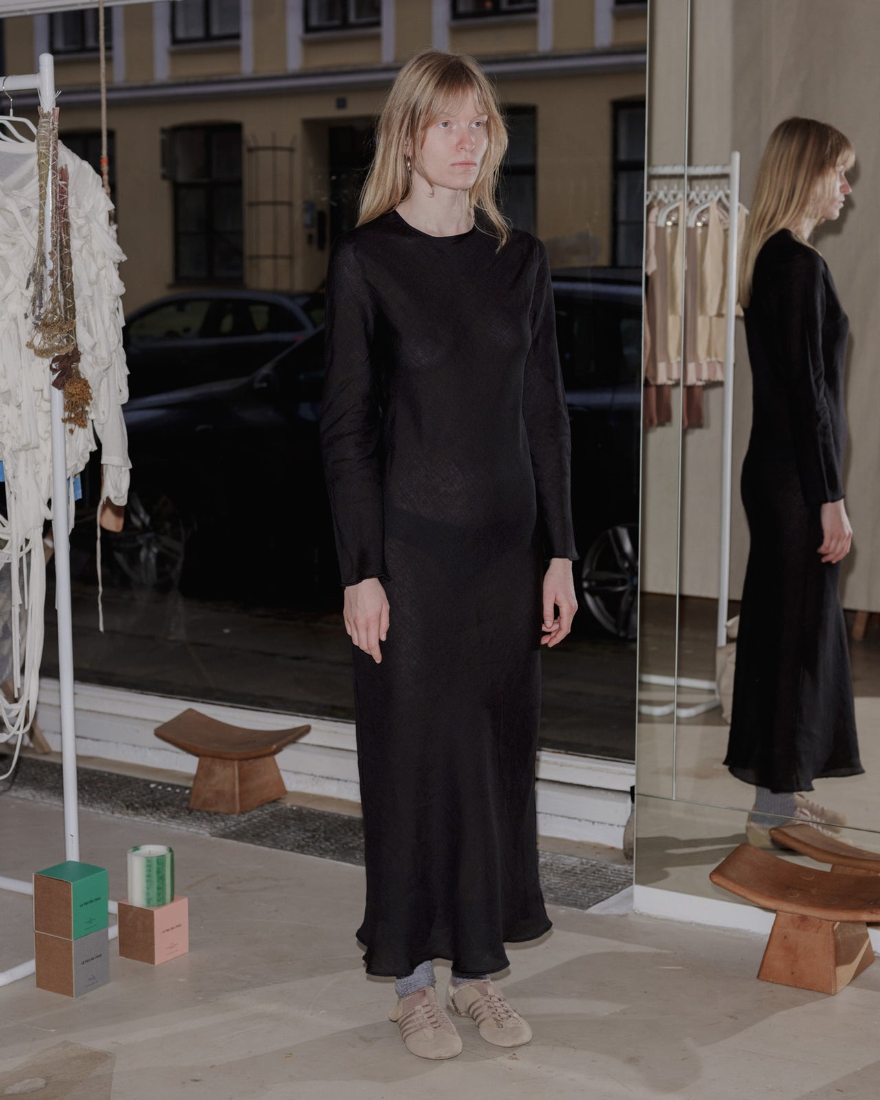 Dydine Longsleeve Dress - Sheer Linen - Black - AU23