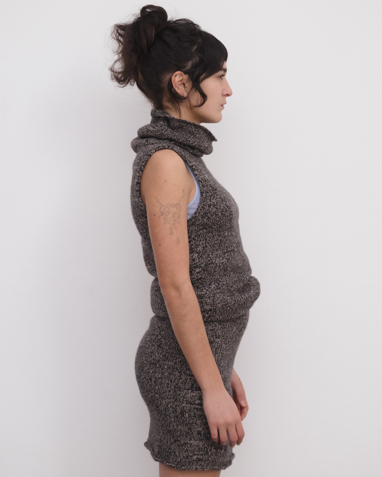 Kem Turtleneck Vest - Recycled Cashmere - Black / Camel Melange