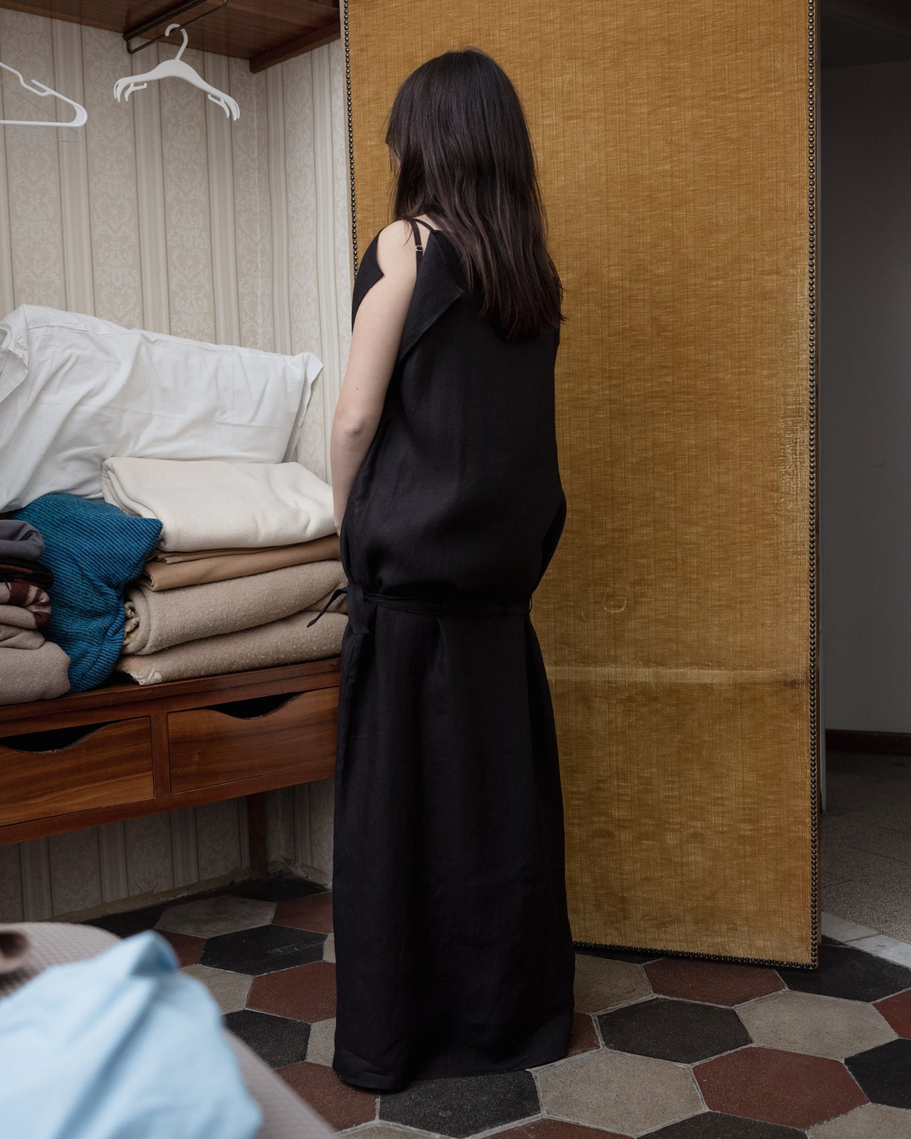 Leo Dress - Hemp - Black - WT23