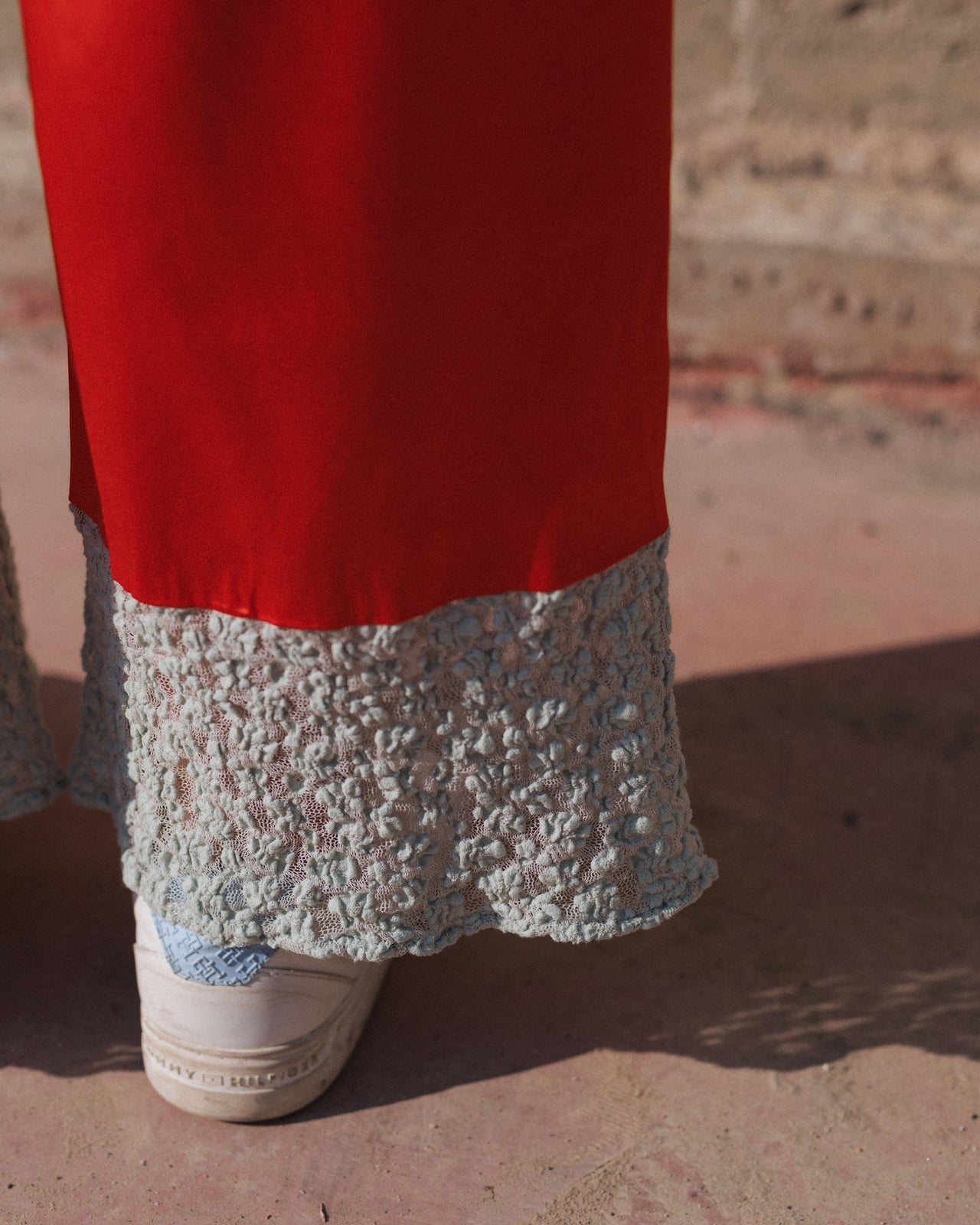 Line Pants - Ecovero Satin - Sync Red / Green