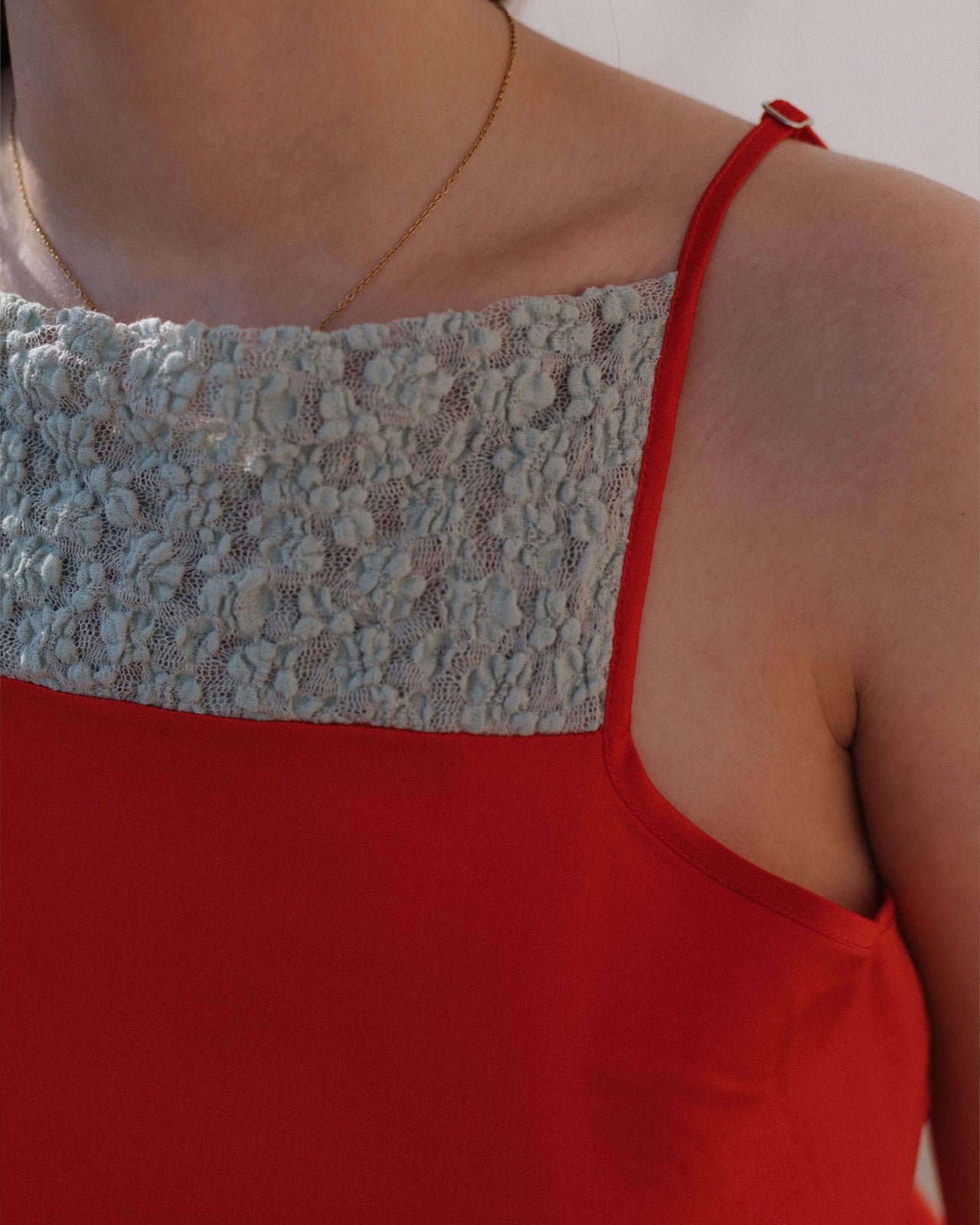 Line Top - Ecovero Satin - Sync Red / Green