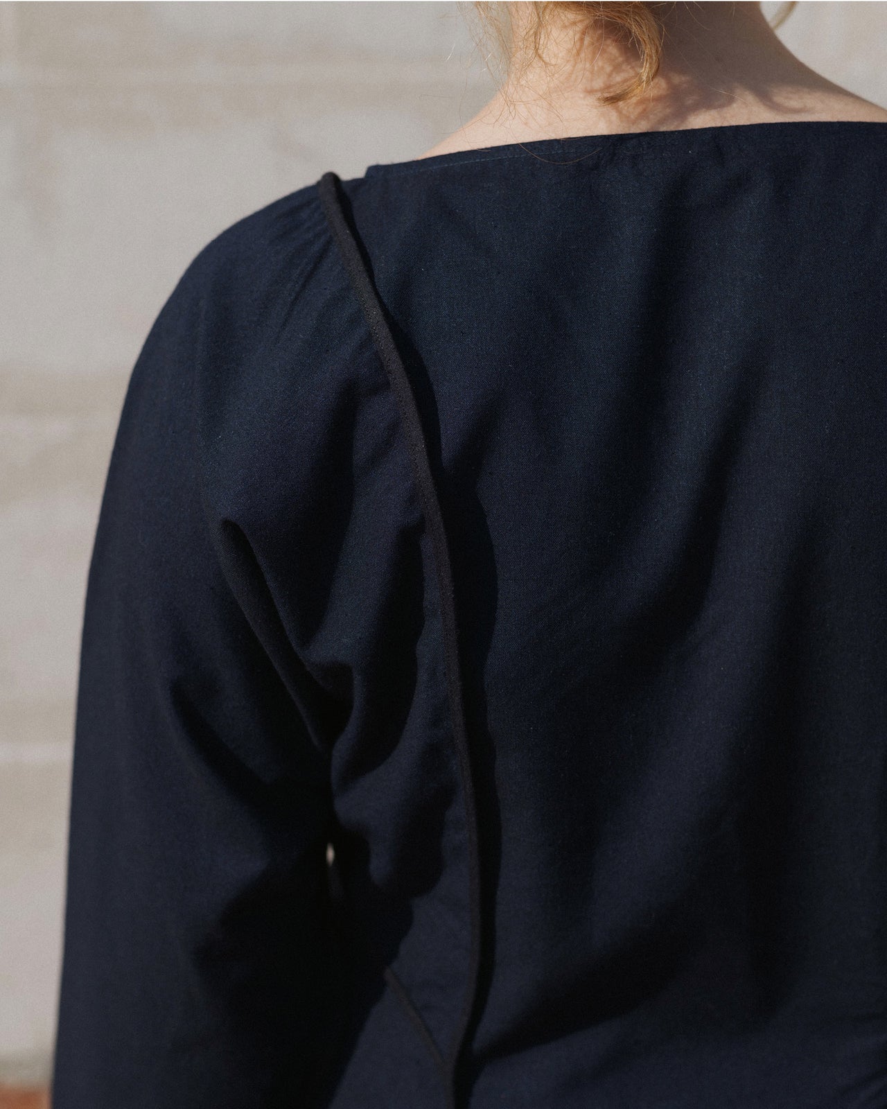 Nika Top - Wild Silk & Wool - Dama Navy