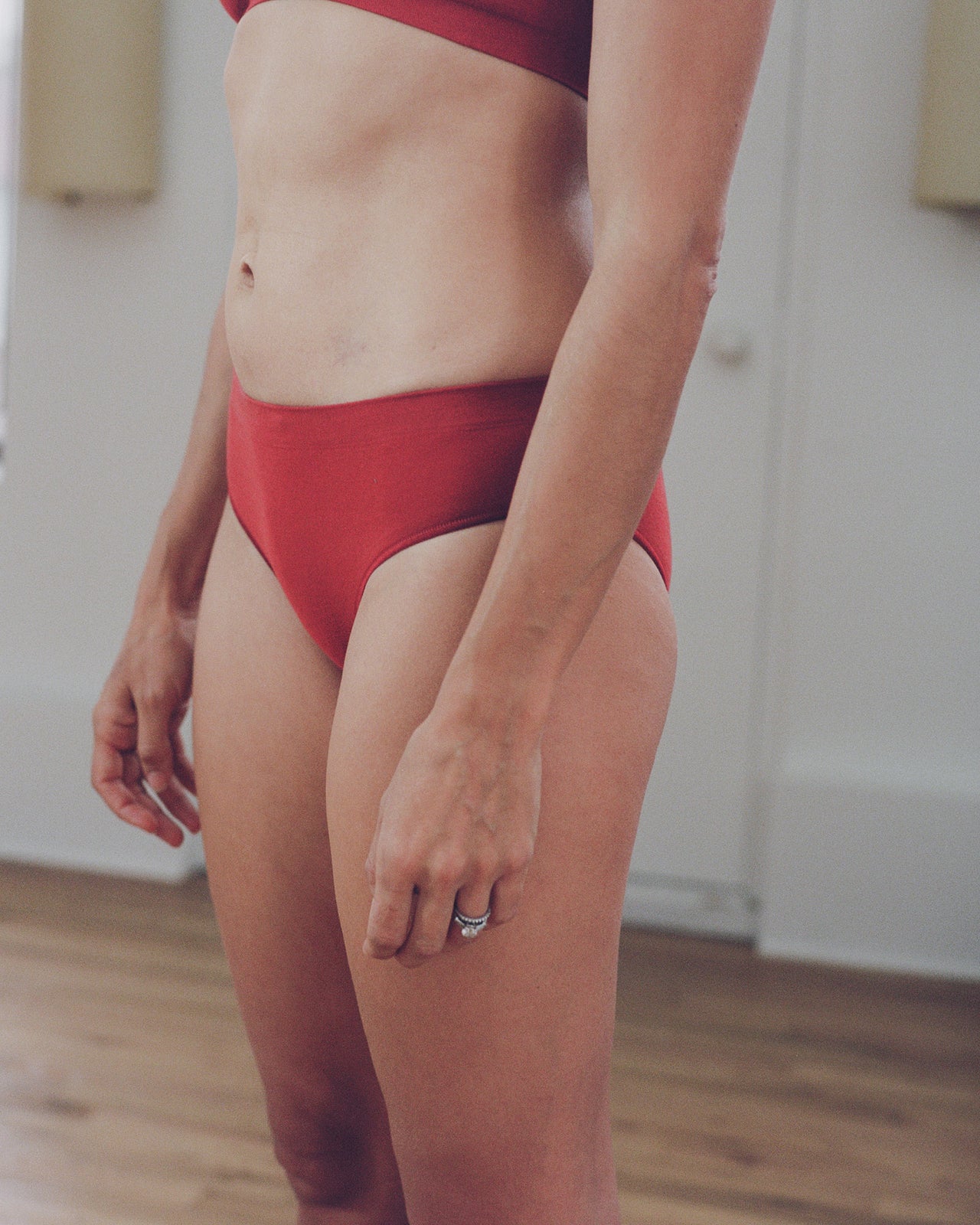 Oleta Pants - Fine Cotton Seamless Brief - Red