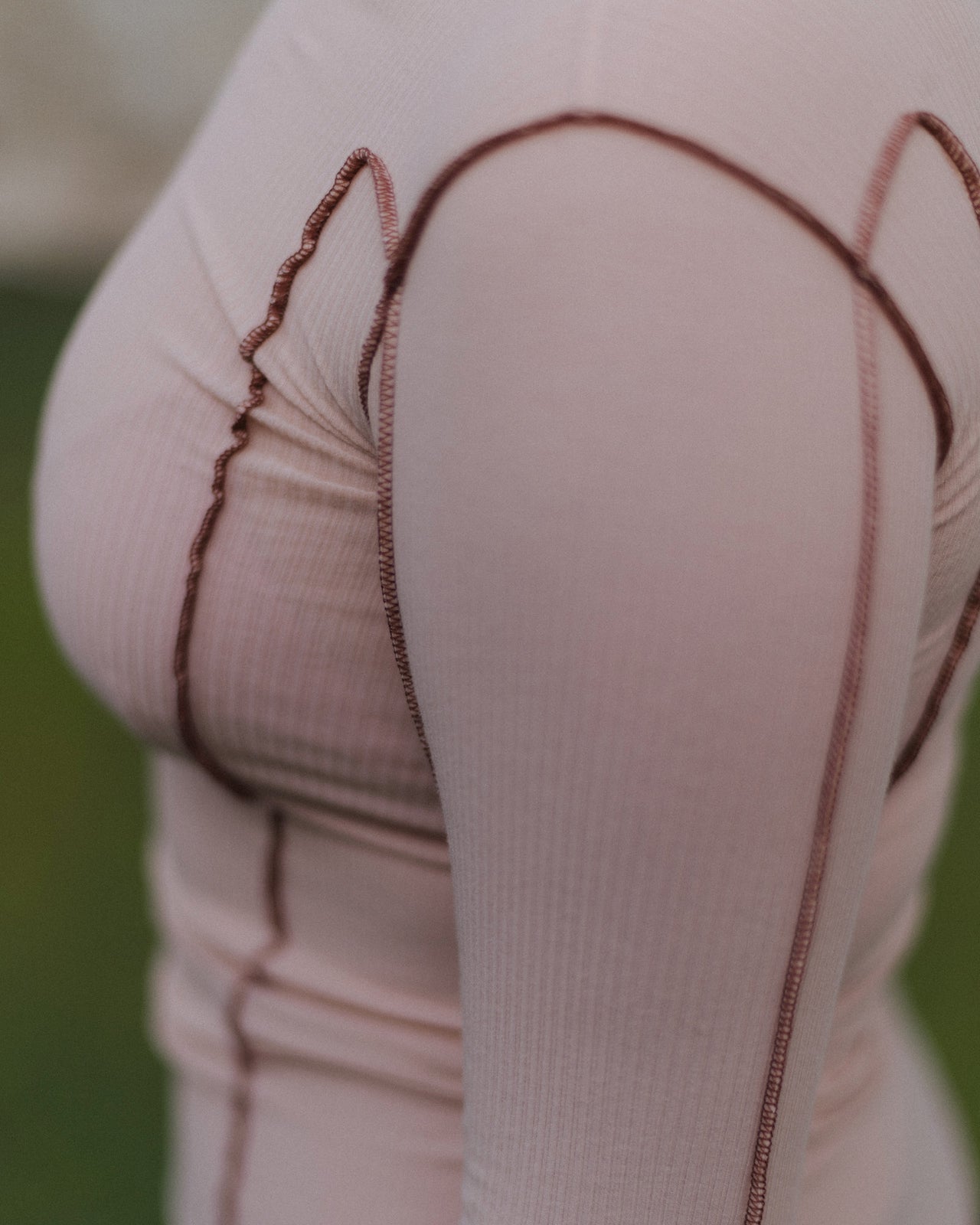 Omato Turtleneck - Organic Cotton Rib - Tin Beige / Ocular