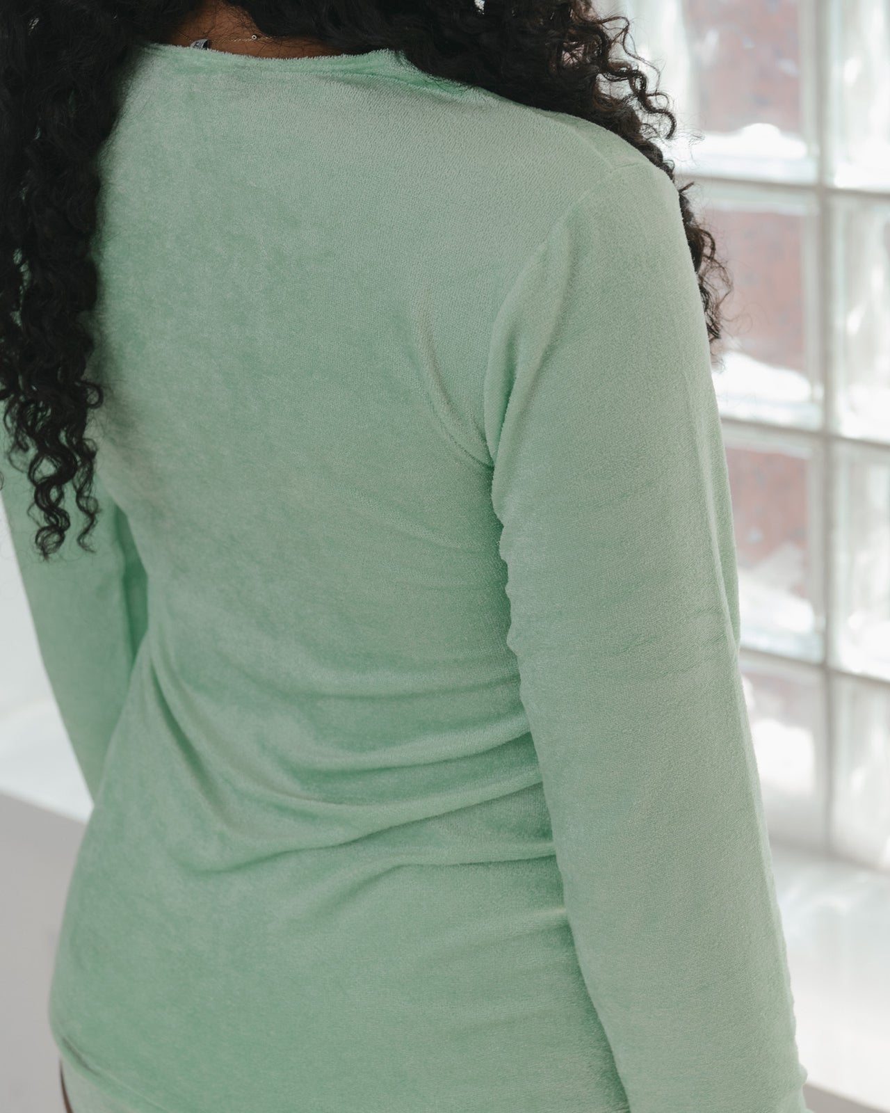 Omo Long Sleeve Tee - Viscose Velour - Telu Green