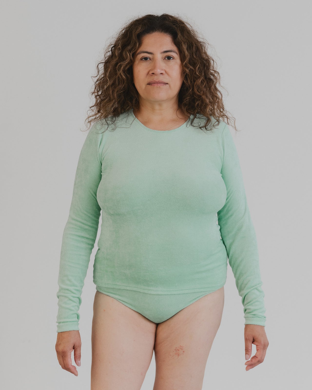 Omo Long Sleeve Tee - Viscose Velour - Telu Green