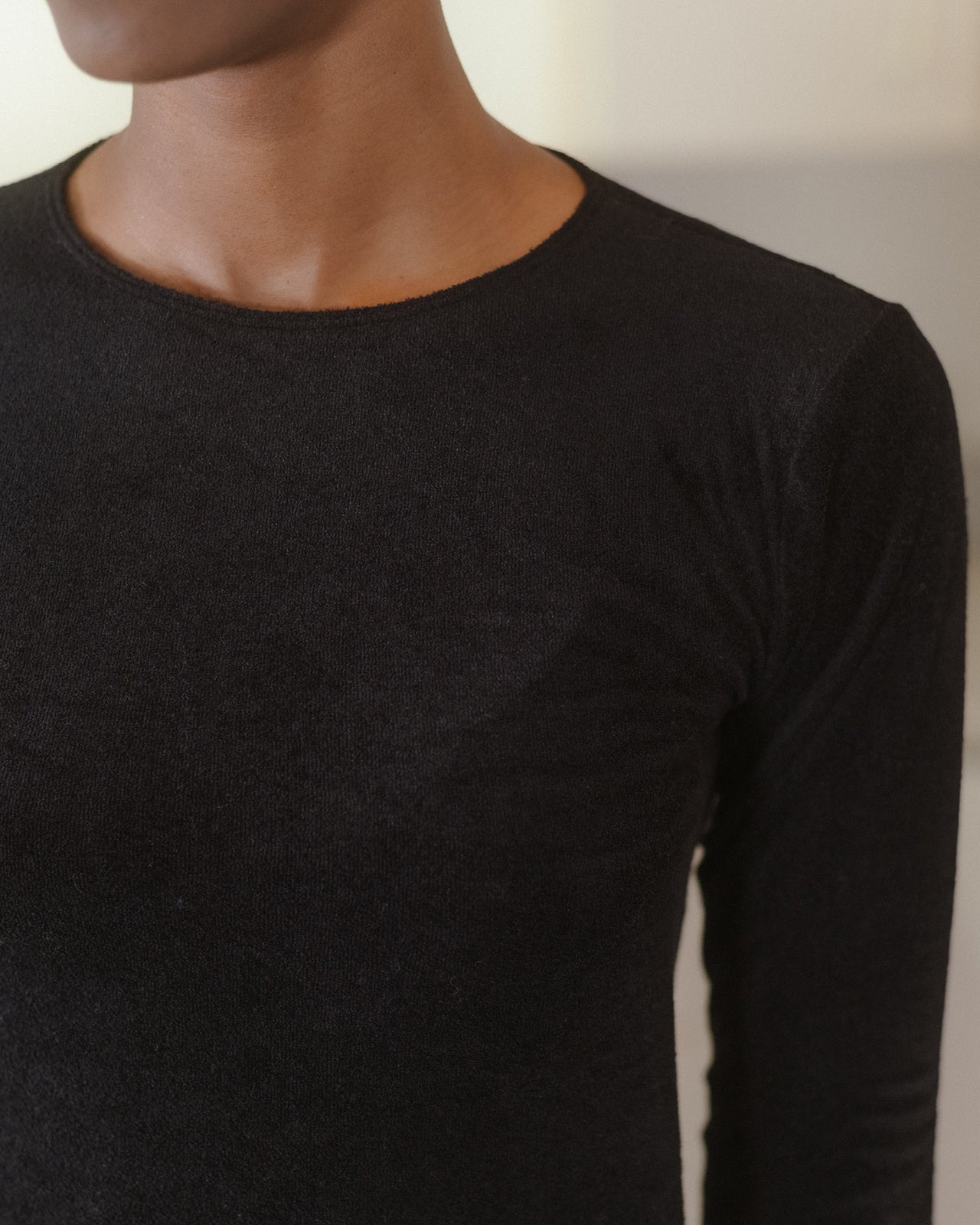Omo Long Sleeve Tee - Ecovero Velour - Black
