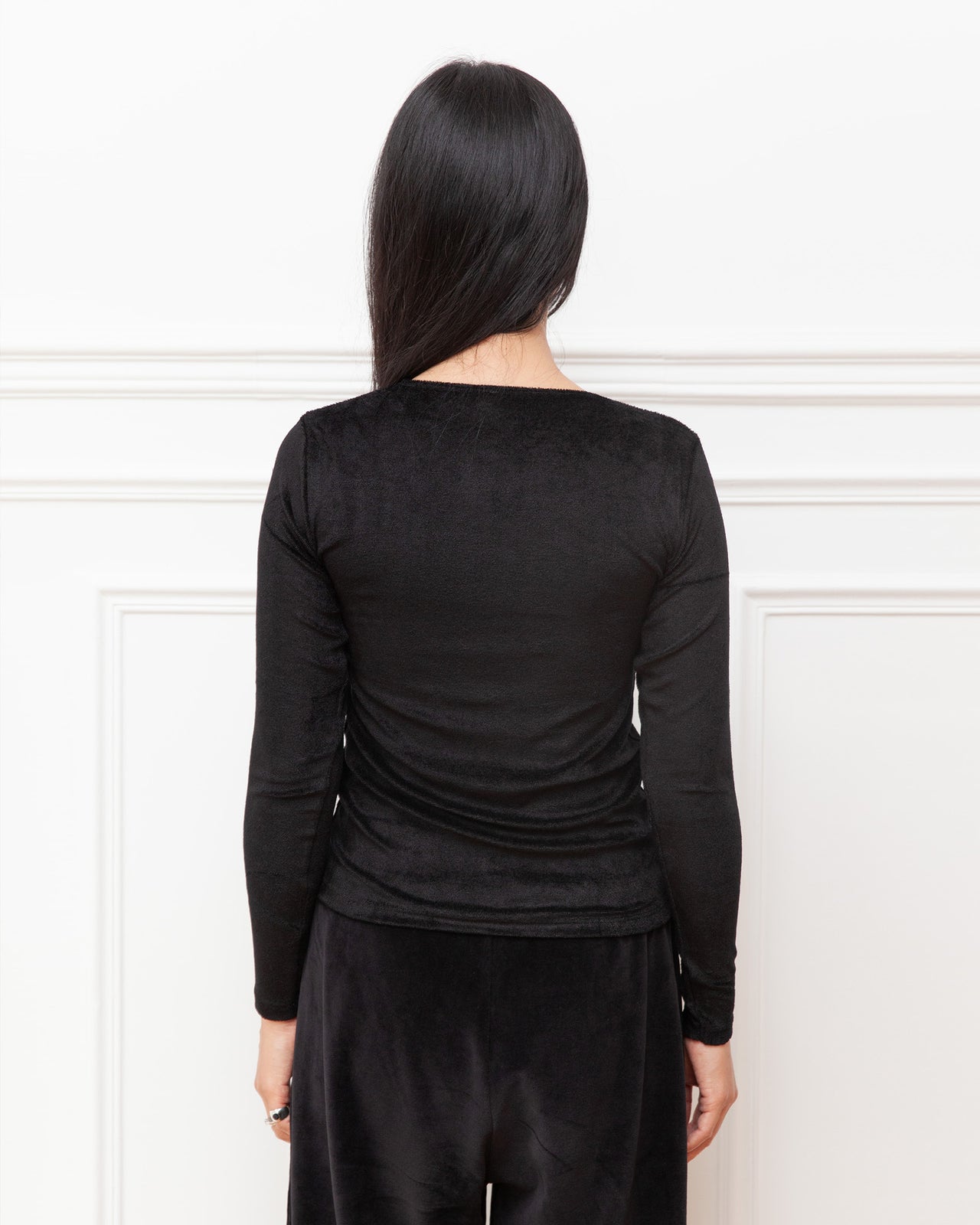 Omo Long Sleeve Tee - Ecovero Velour - Black