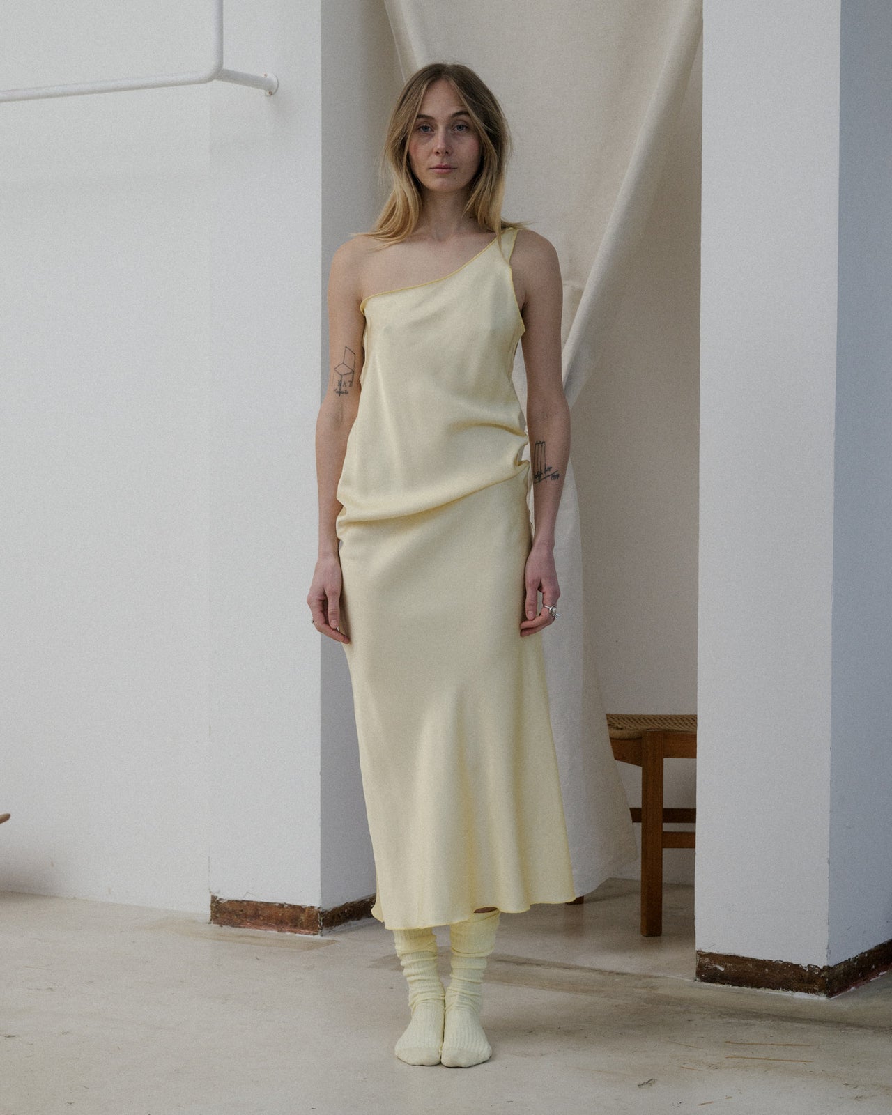 One Strap Dydine Dress - Ecovero Satin - Sophia Yellow