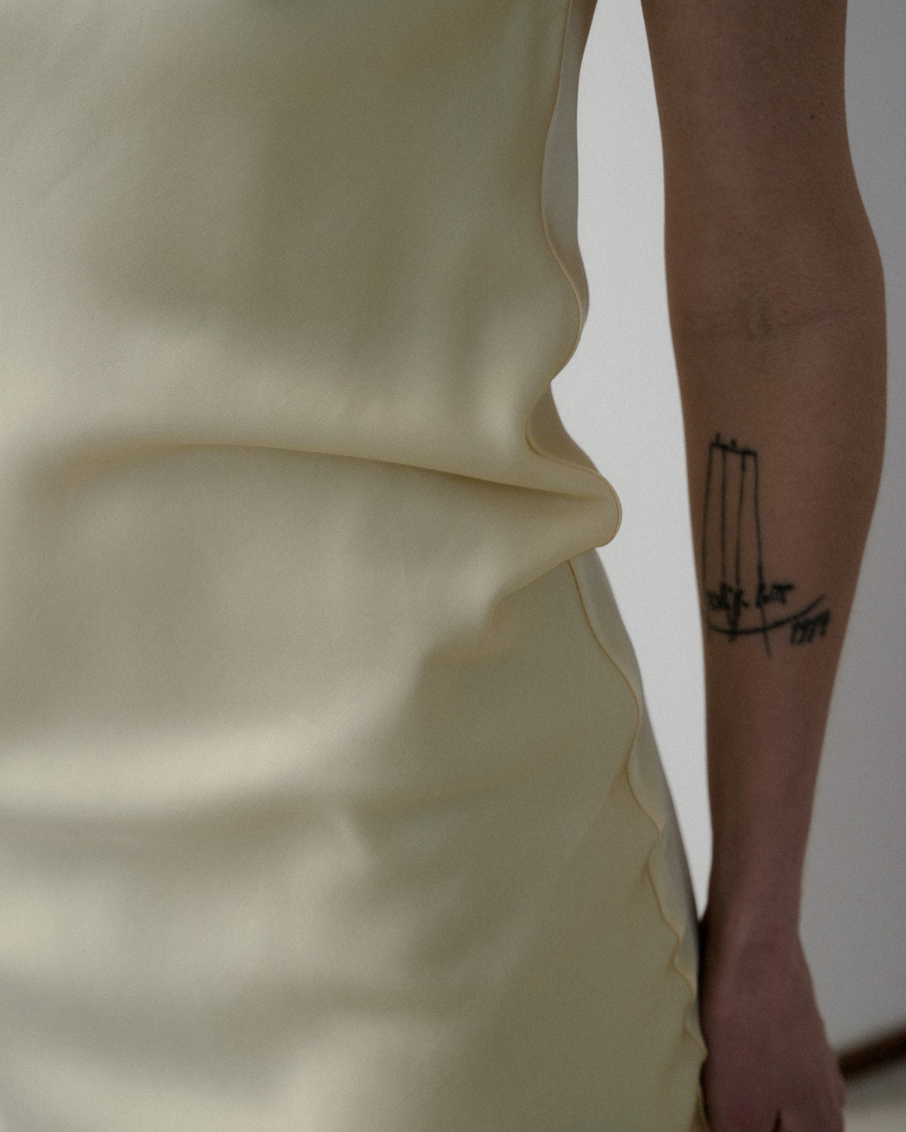 One Strap Dydine Dress - Ecovero Satin - Sophia Yellow