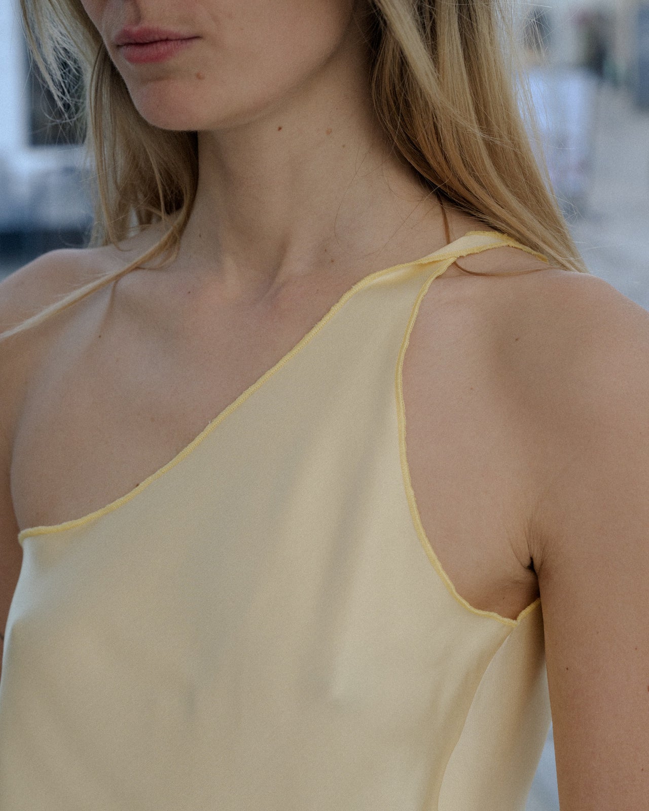 One Strap Dydine Top - Ecovero Satin - Sophia Yellow
