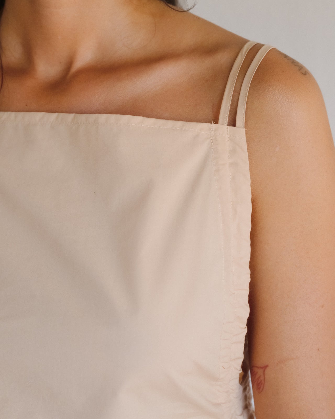 Pictorial Dress - Organic Cotton Poplin - Andradita Sand