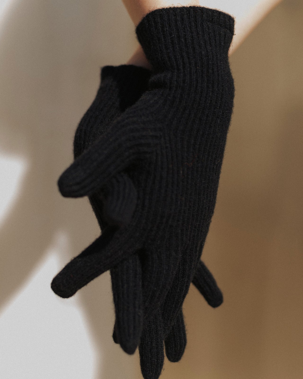 Ribbed Gloves - Recycled Cashmere - Black