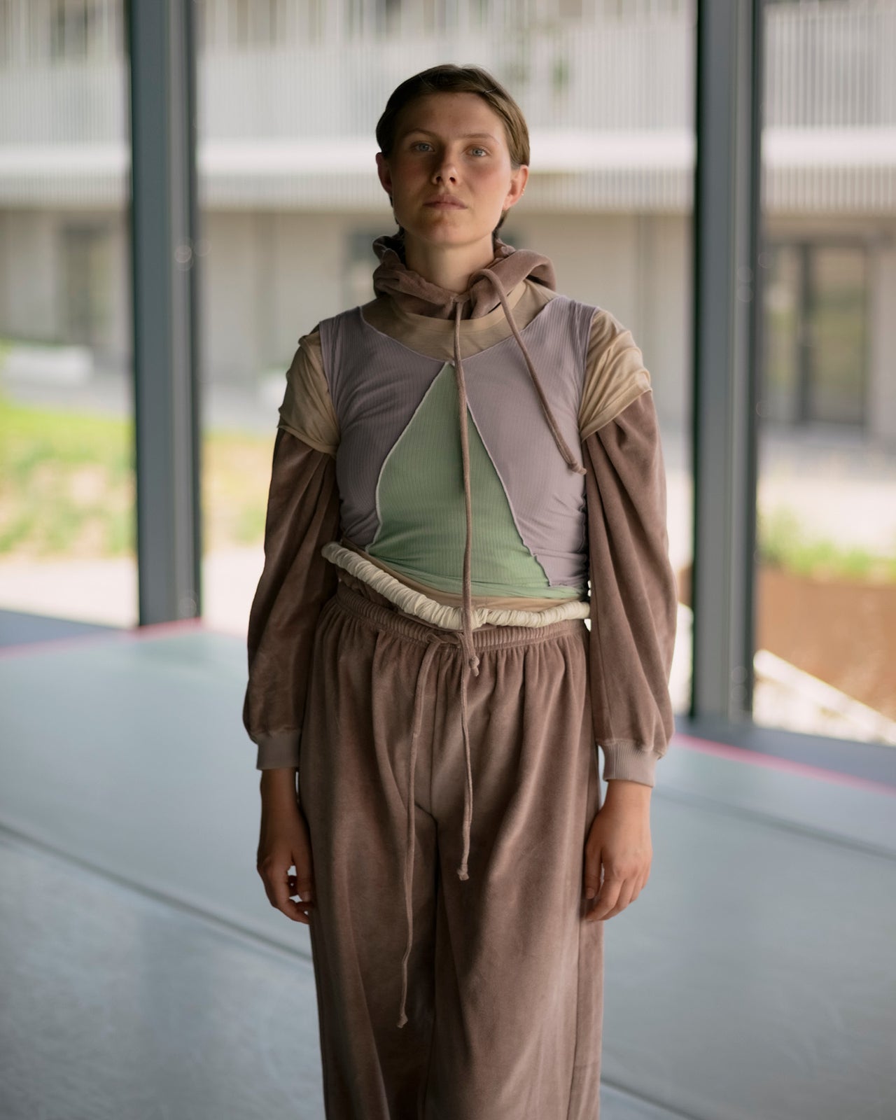 Rim Raglan Hoodie - Organic Cotton Velour - Tecto Brown