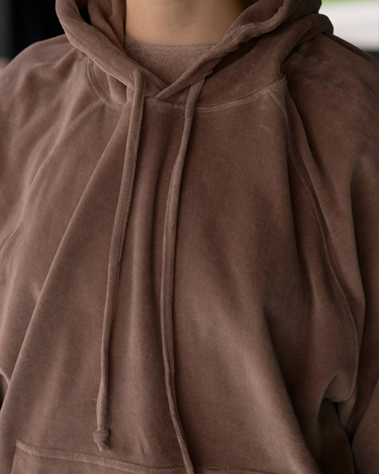 Rim Raglan Hoodie - Organic Cotton Velour - Tecto Brown