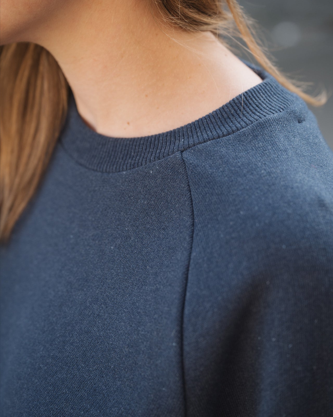 Rim Raglan Sweatshirt - Recycled Cotton - Echo Blue