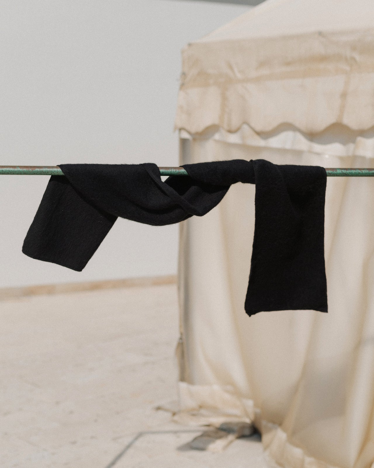 Ser Scarf - Brushed Wool - Black