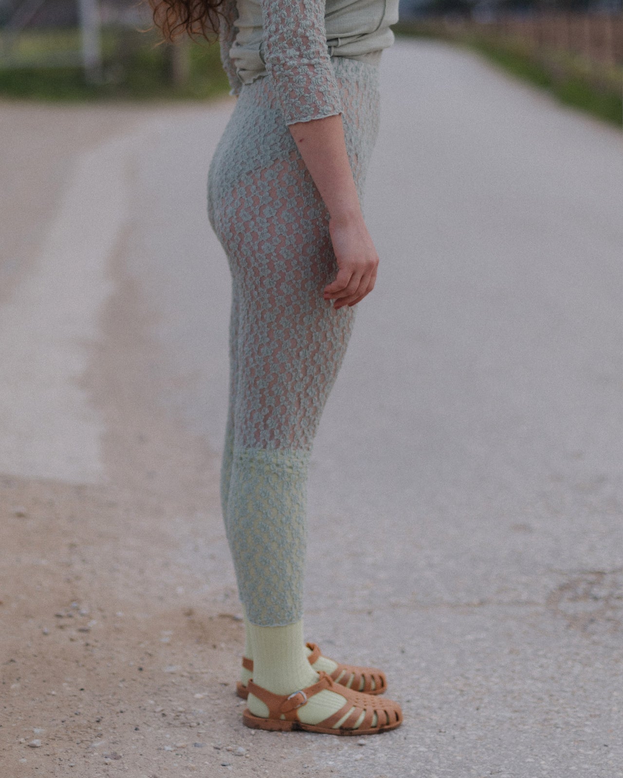 Serra Leggings - Organic Cotton Lace - Conta Green
