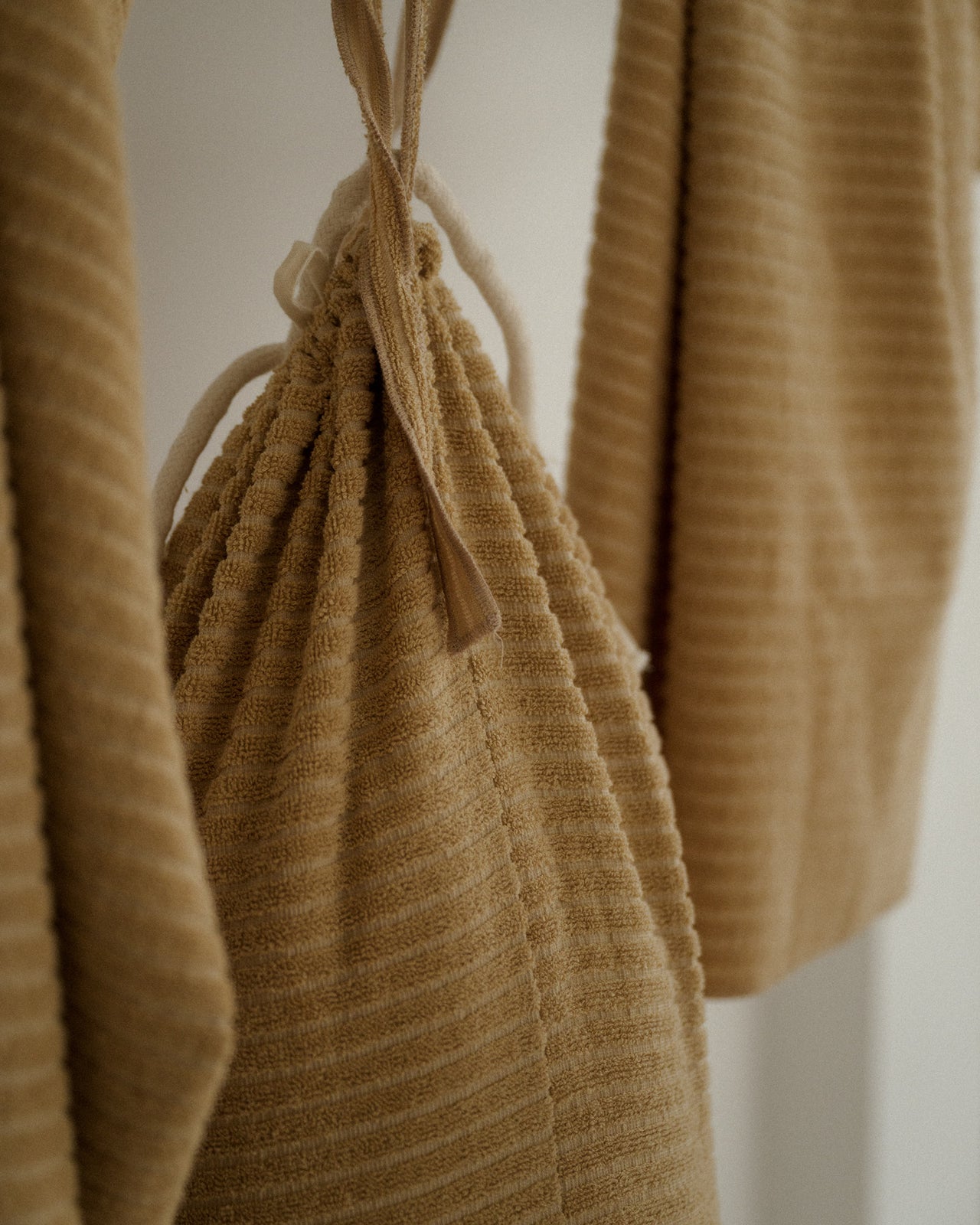 Shell Roll Pillowcase - Organic Cotton - Brown Stripes