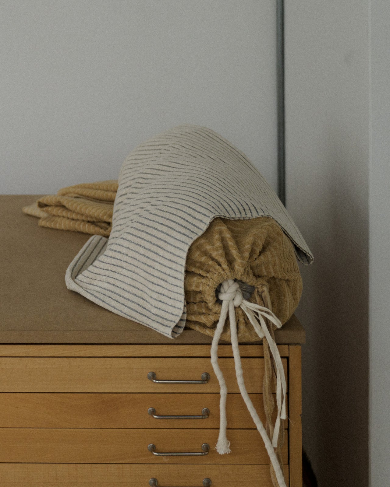 Shell Towel - Organic Cotton - Black Stripes