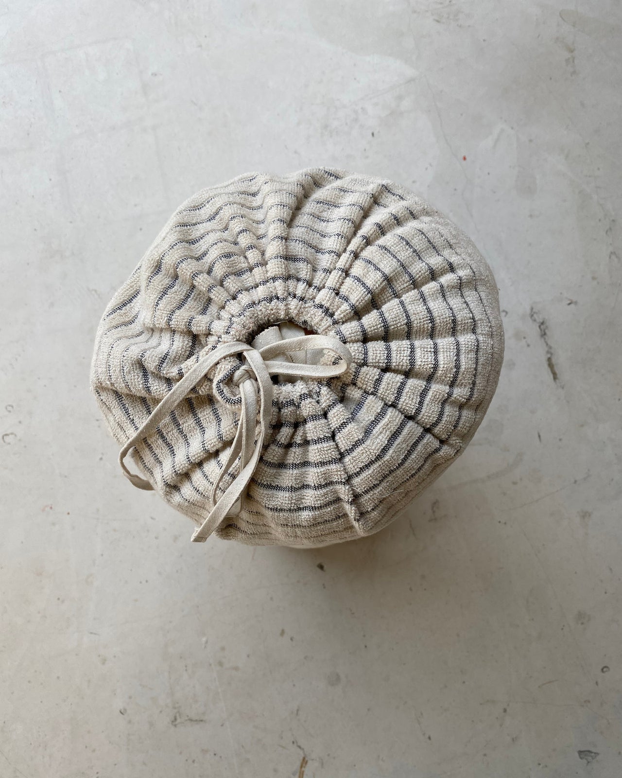 Shell Roll Pillowcase - Organic Cotton - Black Stripes