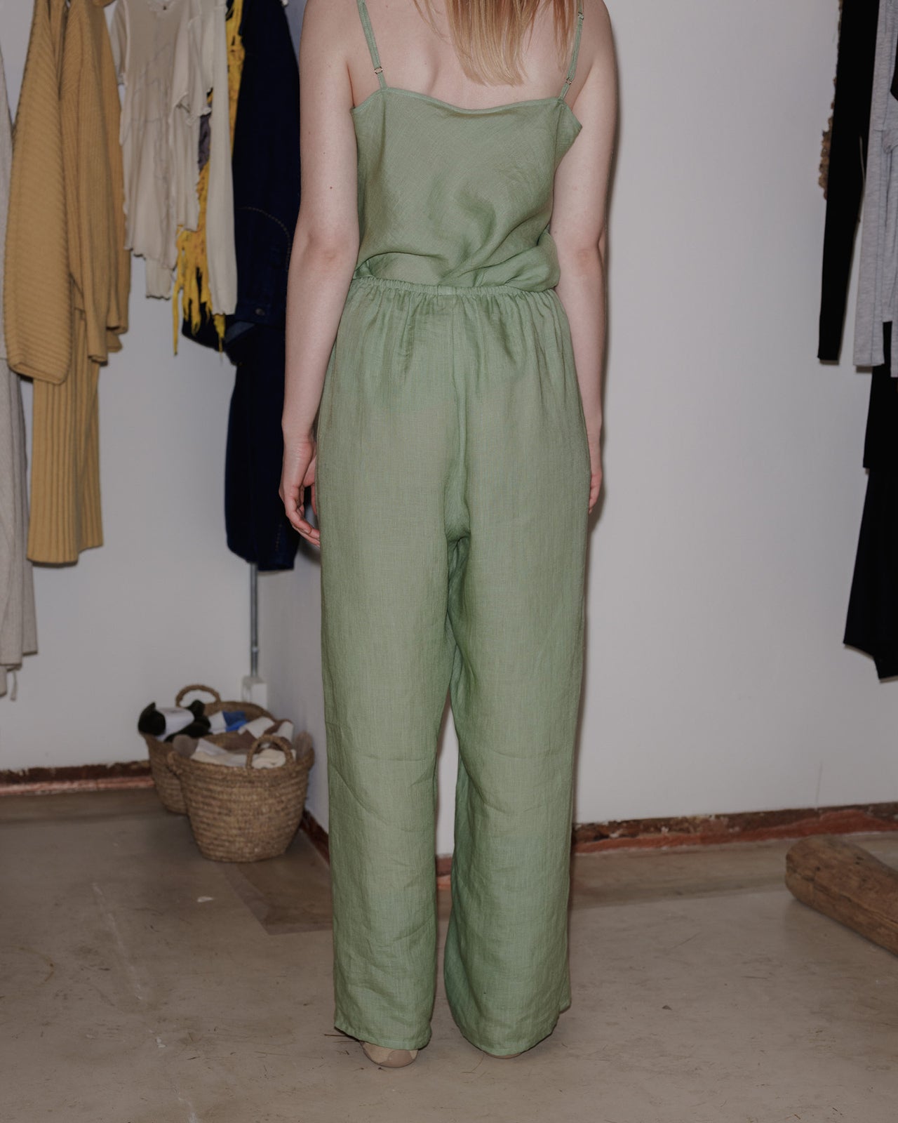 Stoa Pants - Sheer Linen - Salvie Green - AU23