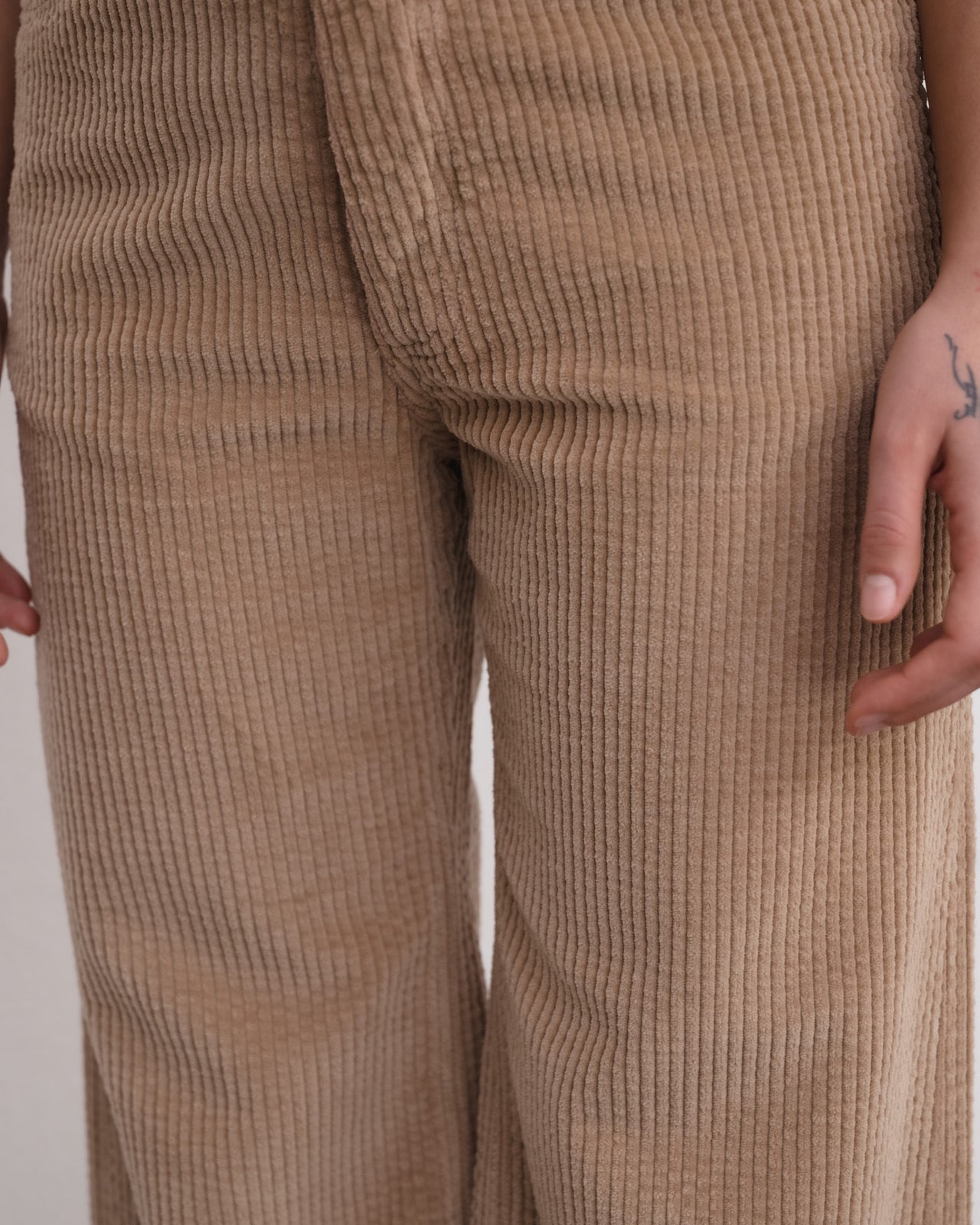 Tajo Wide Pants - Cotton Corduroy - Guve Brown
