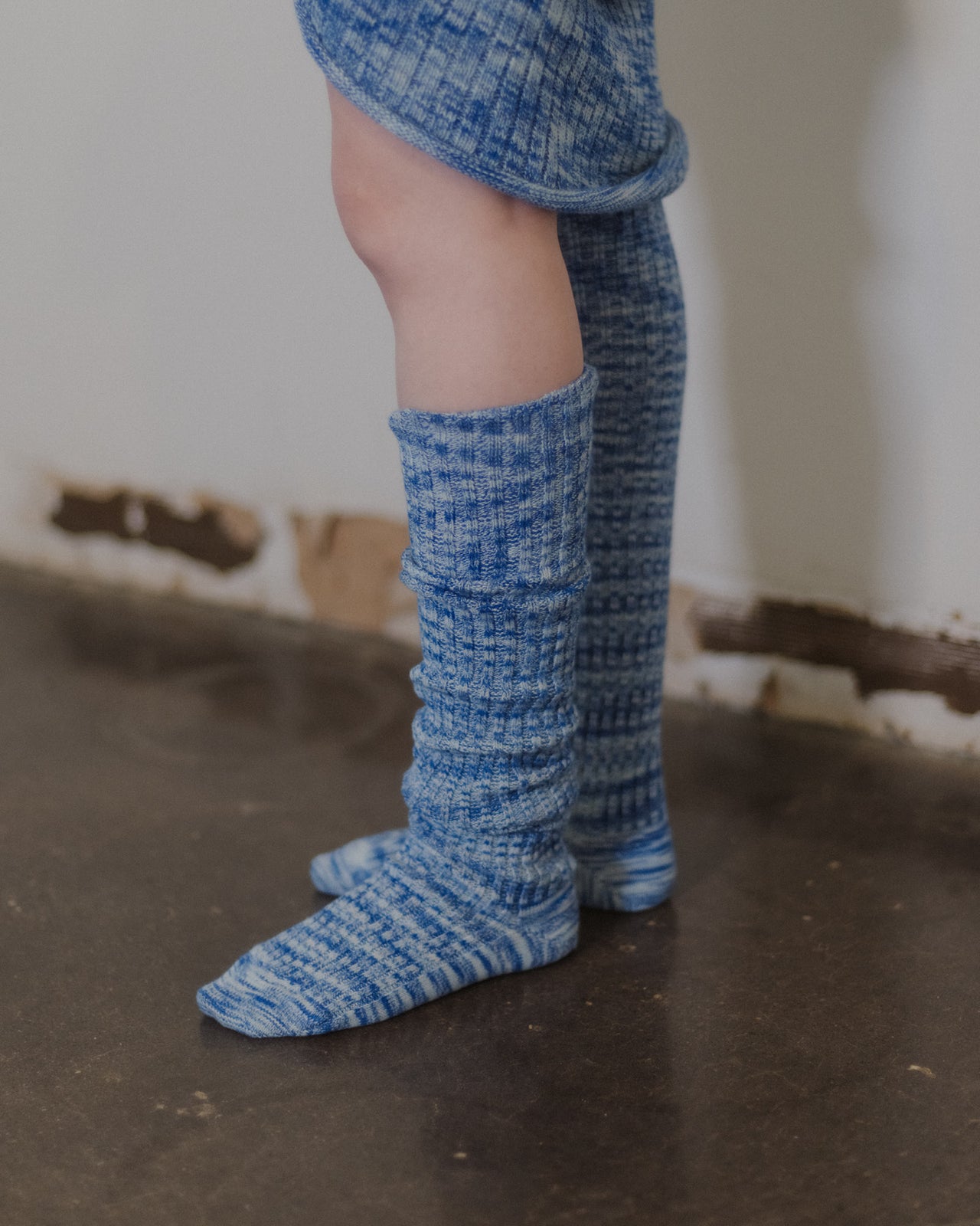 Twist Overknee Socks - Organic Cotton Rib - Blue Melange