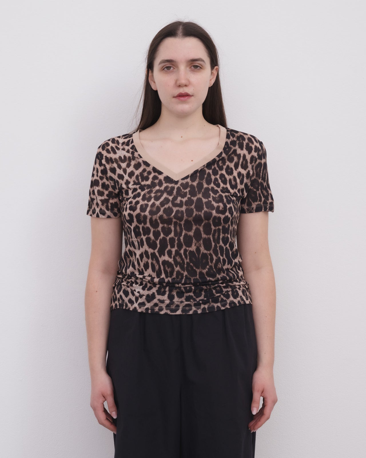 V Neck Tee Shirt - Circulose Jersey - Leopard