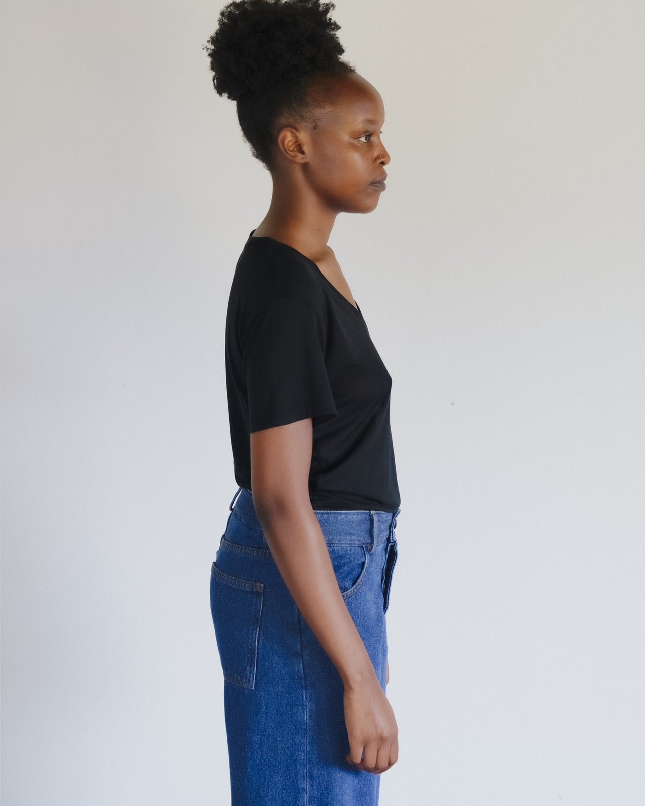 V Neck Tee Shirt - Bamboo Lyocell - Black
