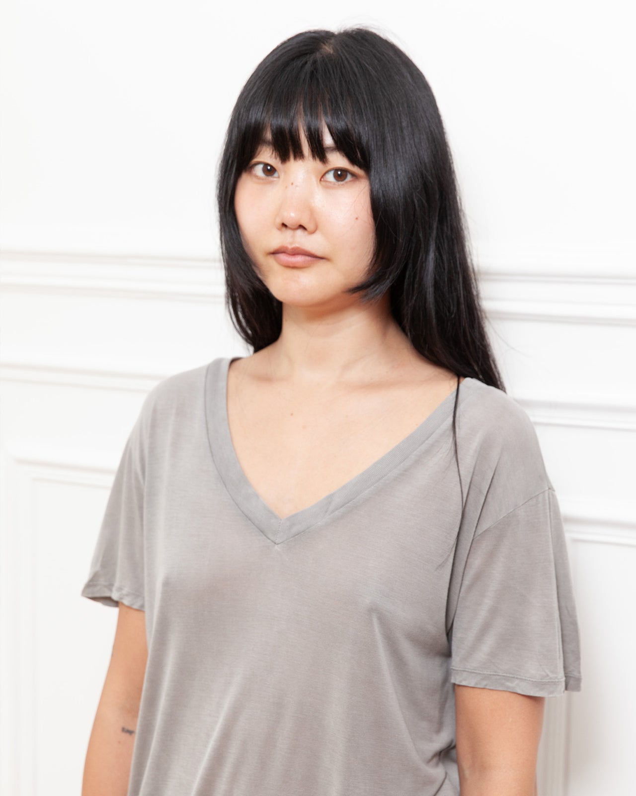 V Neck Tee Shirt - Bamboo Lyocell - Gilda Grey