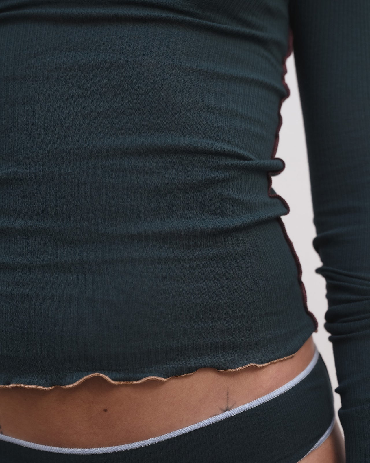 Vein Long Sleeve Tee - Organic Cotton Rib - Hirsu Green
