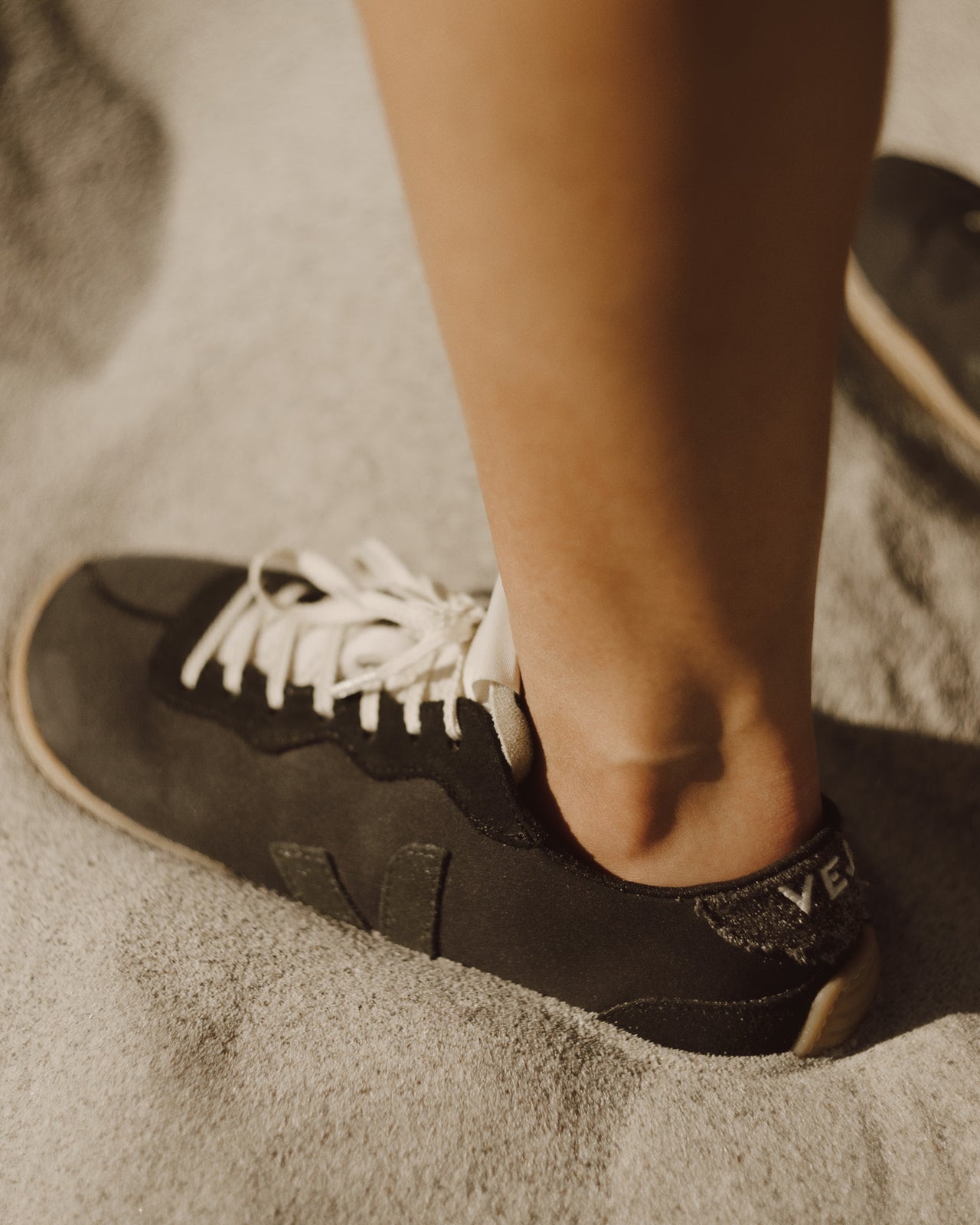Jitsu Veja x Baserange - Recycled Polyester - Black