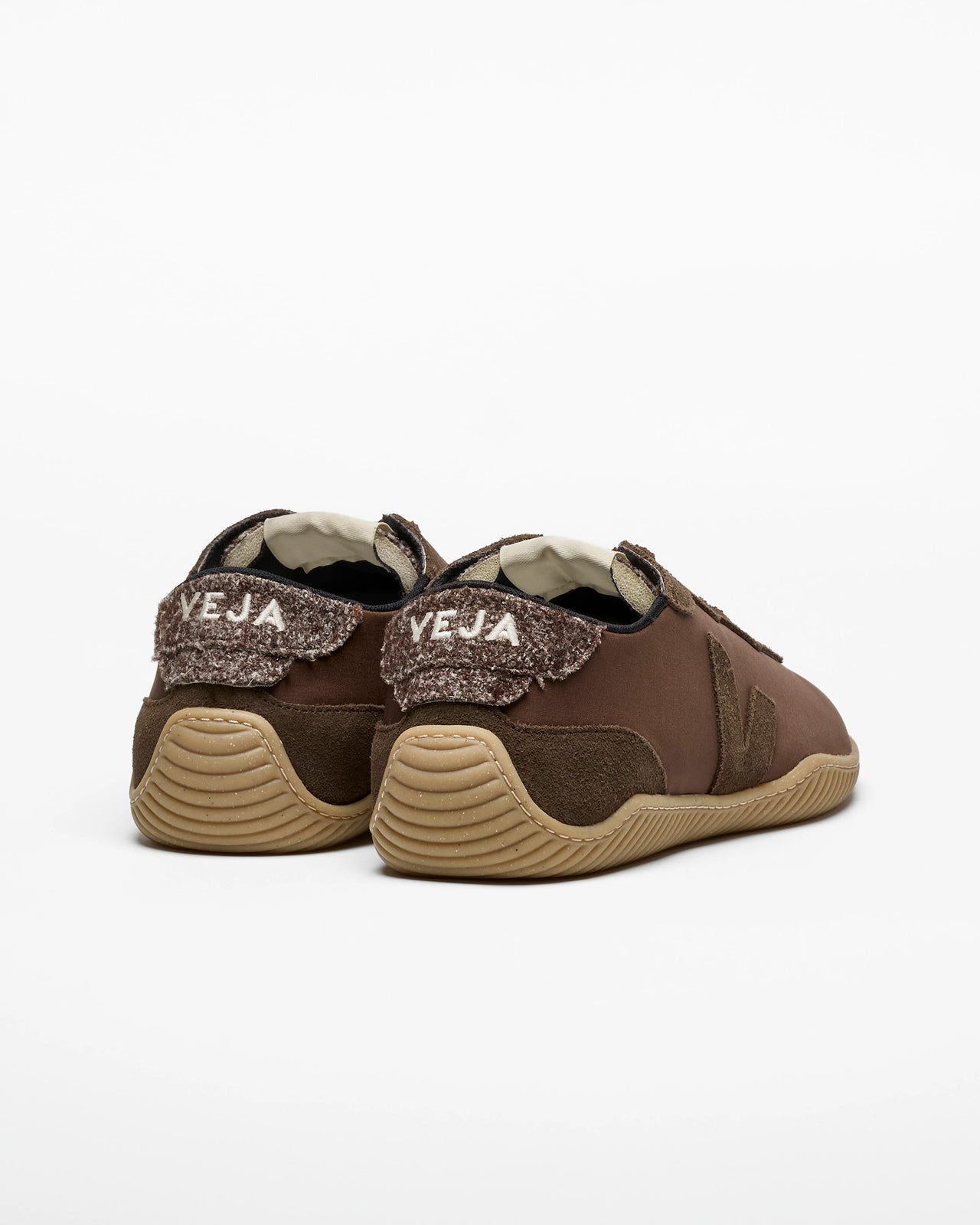 Jitsu Veja x Baserange - Recycled Polyester - Walnut