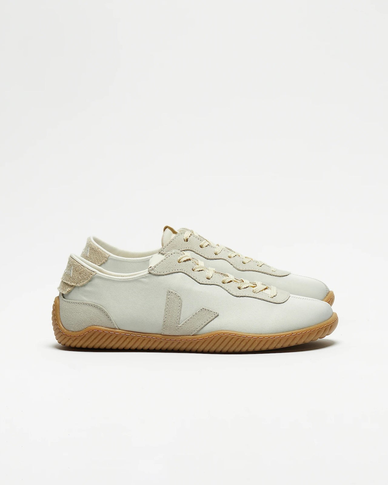 Jitsu Veja x Baserange - Recycled Polyester - Natural Grey