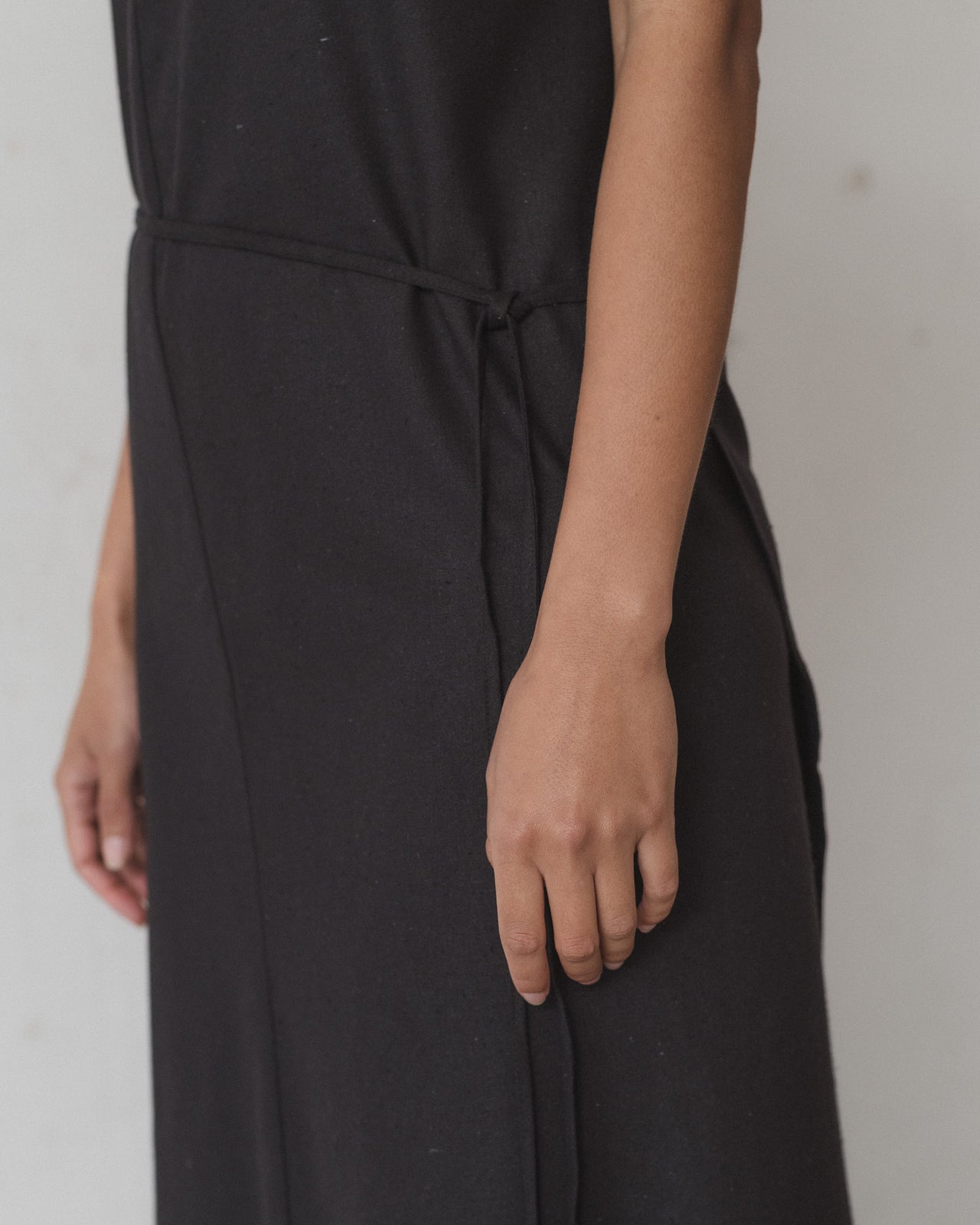Yumi Apron Dress - Wild Silk - Black