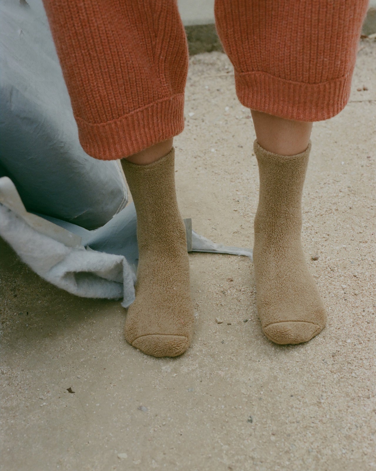 Buckle Overankle Socks - Longstaple Cotton - Glen Brown - AU22