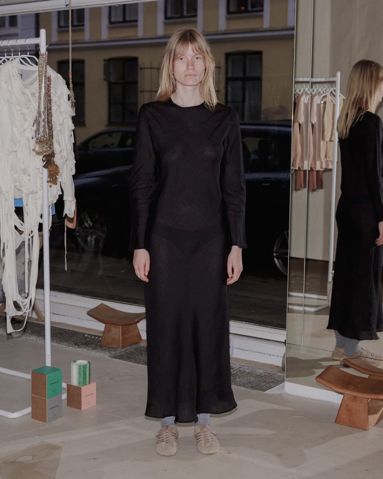 Dydine Longsleeve Dress - Sheer Linen - Black - AU23