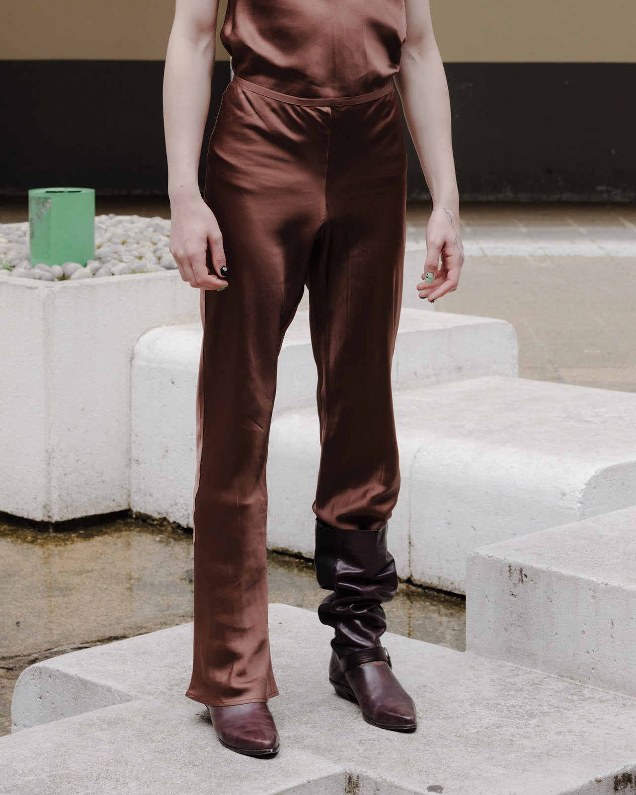 Dydine Pants - Ecovero Satin - Dark Brown
